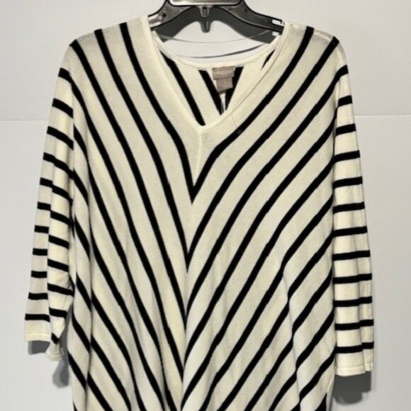 Chico's 3 XL Sweater Black White 3/4 Sleeve Chevron Knit Modern V Neck Classic - Picture 1 of 7